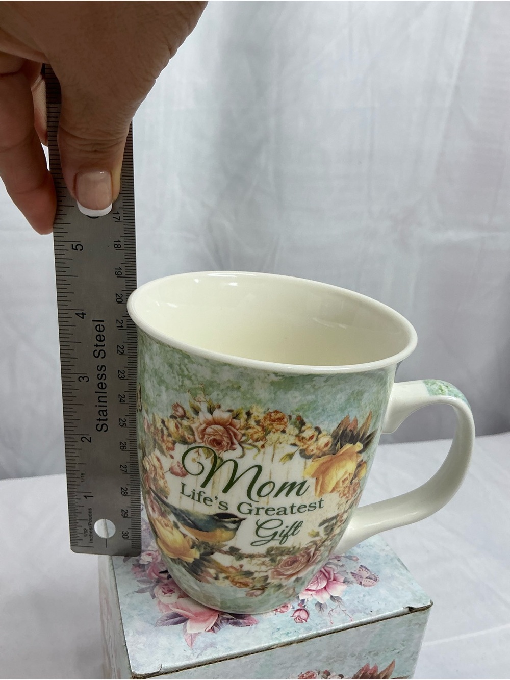 0006 - Floral Green "Mom Life's Greatest Gift" Ceramic Mug - Picture 8 of 8